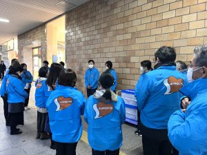 県職員の方から説明を聞く参加者